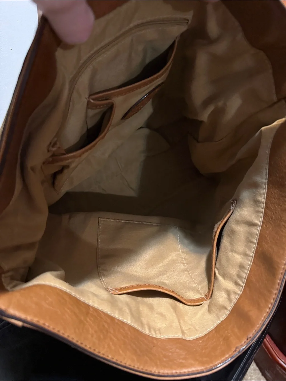 ETIENNE AIGNER Leather SHOULDER Tote in Tan - Genuine Leather